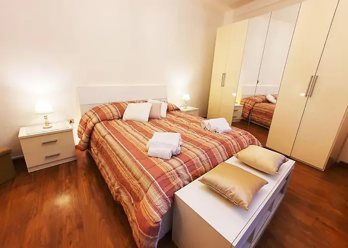 Apartment King Center 9 Posti Letto- Grande Terrazza - 2 Bagni Privati