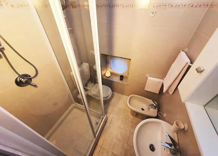 King Center 9 Posti Letto- Grande Terrazza - 2 Bagni Privati Apartment
